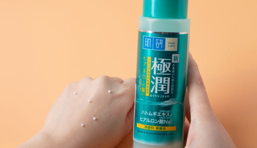 ทดสอบความชุ่มชื้นหลังใช้มอยเจอร์ไรเซอร์ Hada Labo Blemish & Oil Control Hydrating Lotion