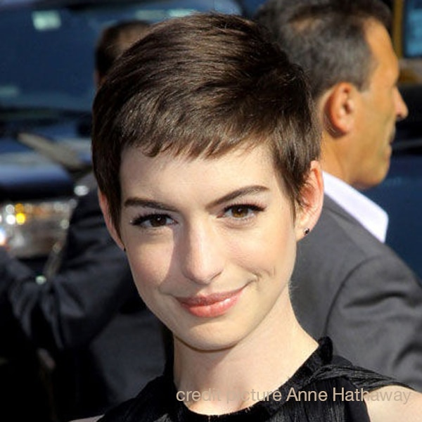 PIXIE CUT ทรงผมสั้นหญิงเท่ ๆ สายฝอทำให้ช่วงหน้าผากดูยาว