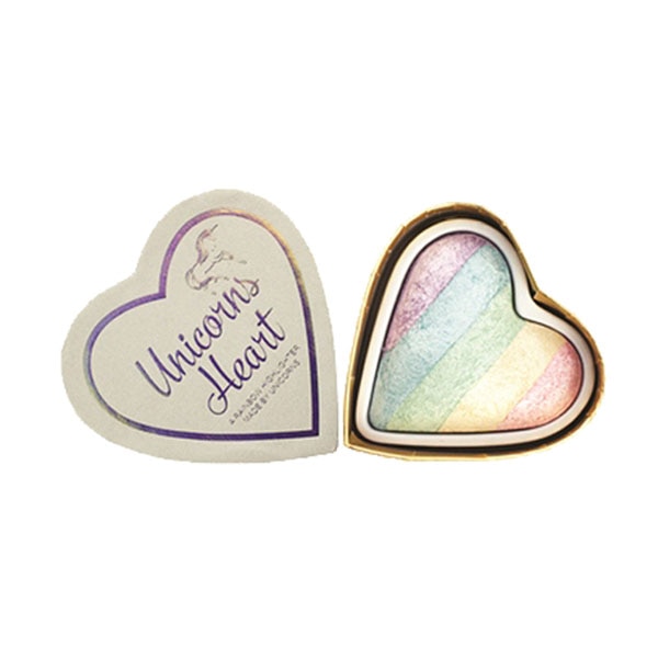 Makeup Revolution I Heart Revolution Blushing Hearts พาเลตต์ Unicorns Heart ไฮไลต์ที่เหมาะกับการแต่งหน้าไปคอนเสิร์ต