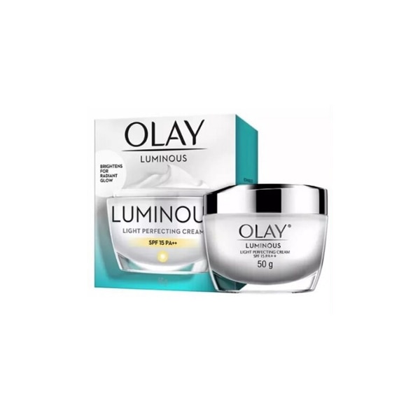 ครีมแก้ฝ้า Olay Luminous Light Perfecting Day Cream SPF 15 PA++